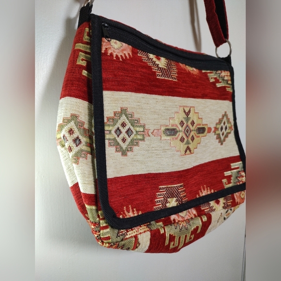 Aztec Southwestern Red and Cream Patterned Messenger Bag - Picture 2 of 10